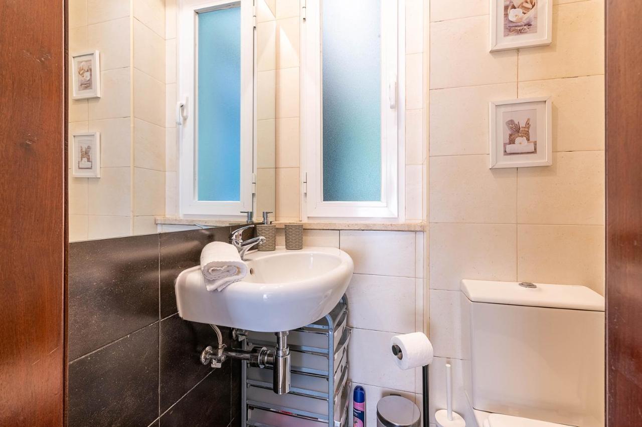 Alm- Spacious. Sunny. Patio. Quiet Area. Fast Wifi Lisbon Bagian luar foto
